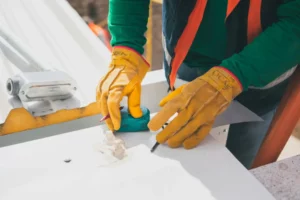 Quand faire appel à un professionnel pour la réparation de votre toiture