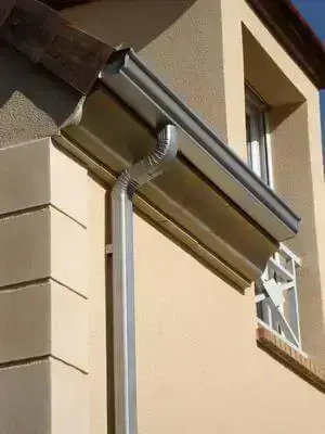 installation gouttière Lesparre-Médoc